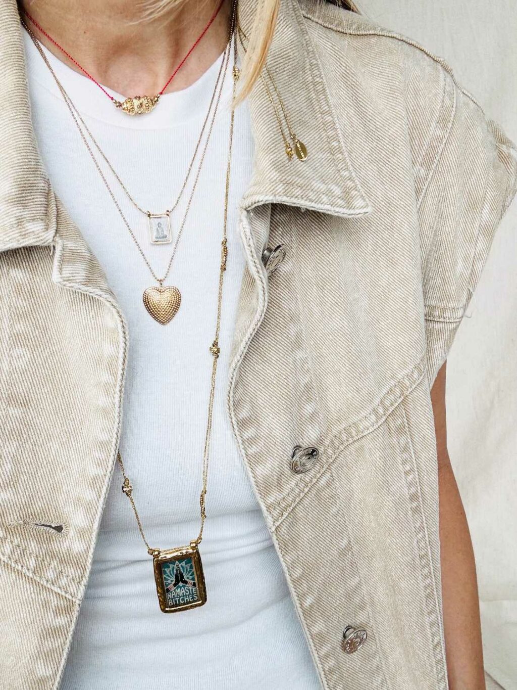 collier cordon rouge et perle bouddha - Mademoiselle Oups