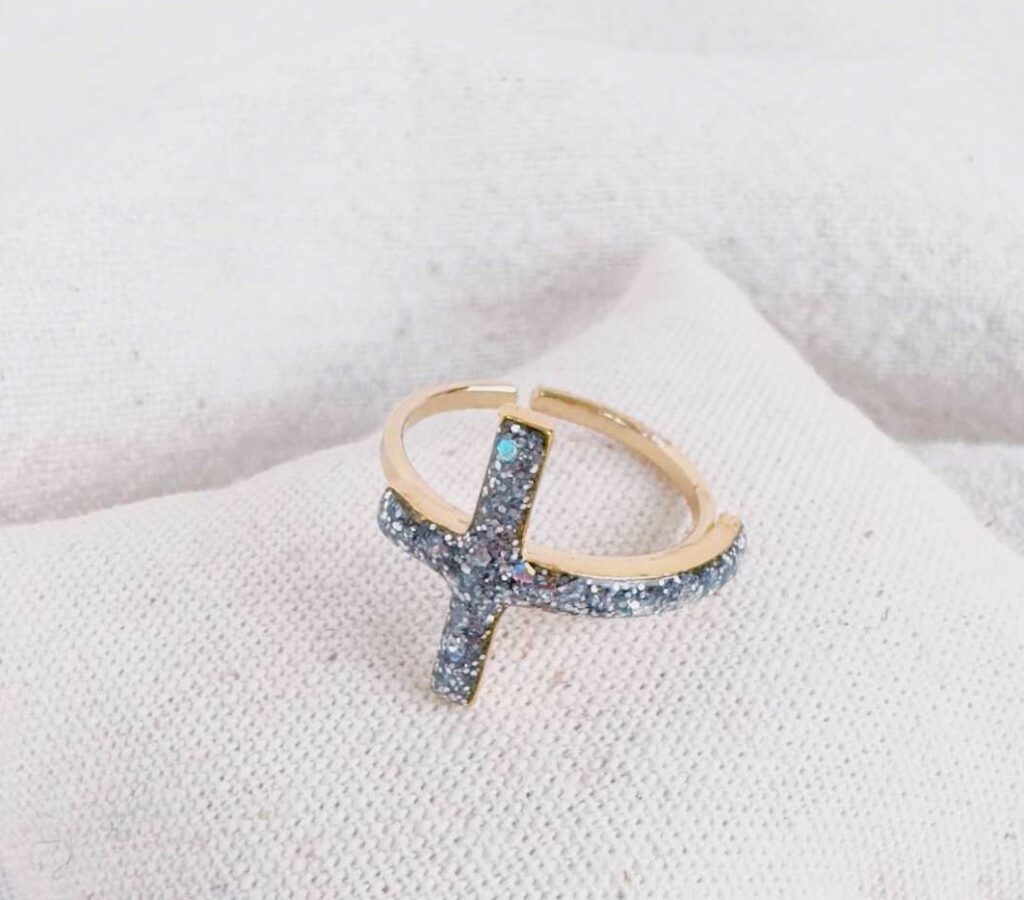 Bague grande croix émaillée - made in France Mademoiselle Oups