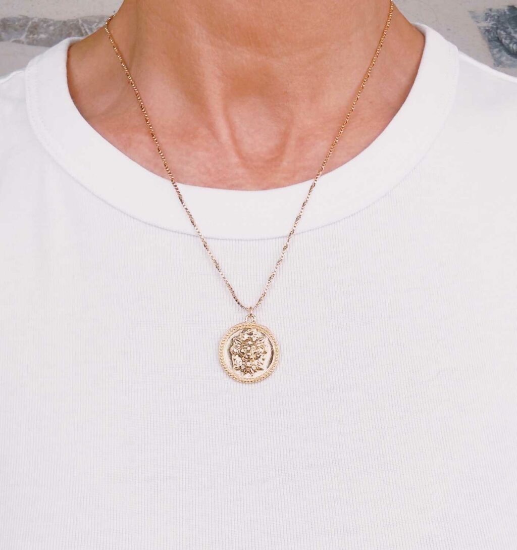 collier médaille lion chaine - fabrication française Mademoiselle Oups