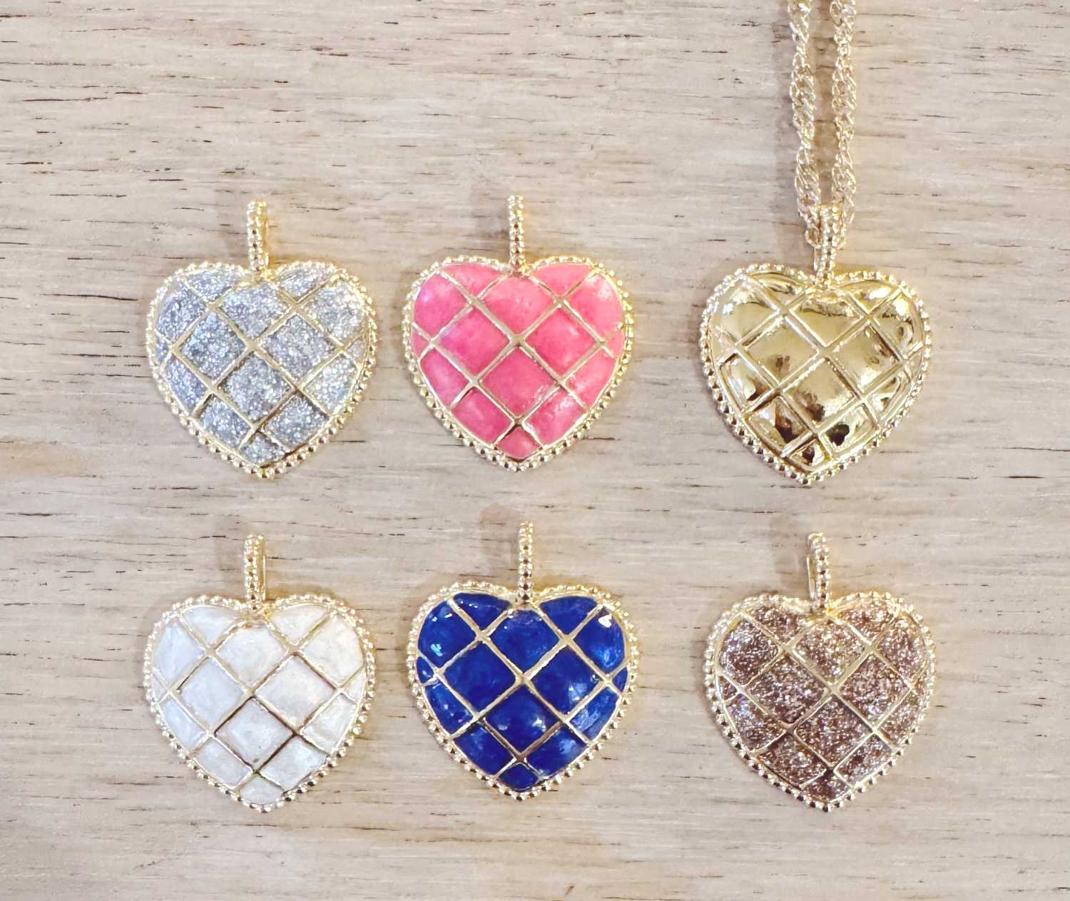 collier-coeur-matelassé-mademoiselleoups-1 collier cœur matelassé émaillé - Fabrication Design français Mademoiselle Oups