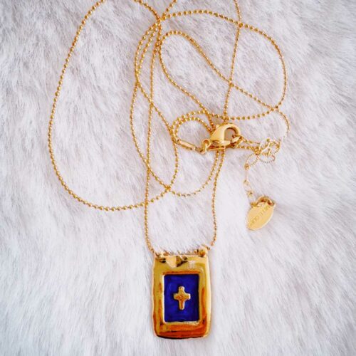 collier scapulaire médaille moyenne bords martelés et petite croix - Mademoiselle Oups