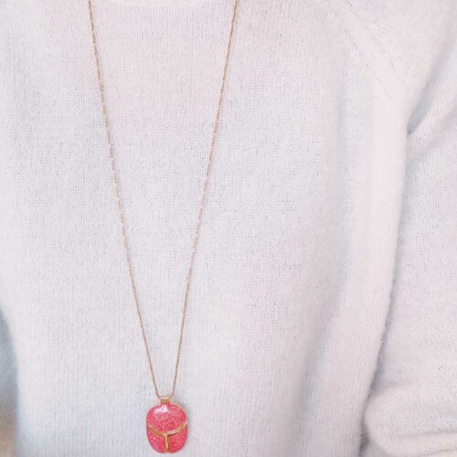 sautoir chaine diamantée dorée et scarabée émaillé grand modèle - design Mademoiselle Oups