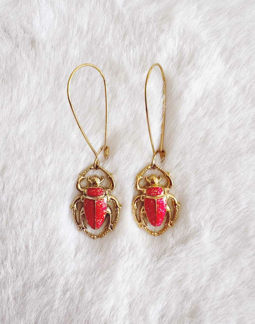 boucles-d'oreilles-crochet-scarabées-mademoiselleoups-1 boucles d'oreilles crochets scarabées émaillés - fabrication française et design Mademoiselle Oups