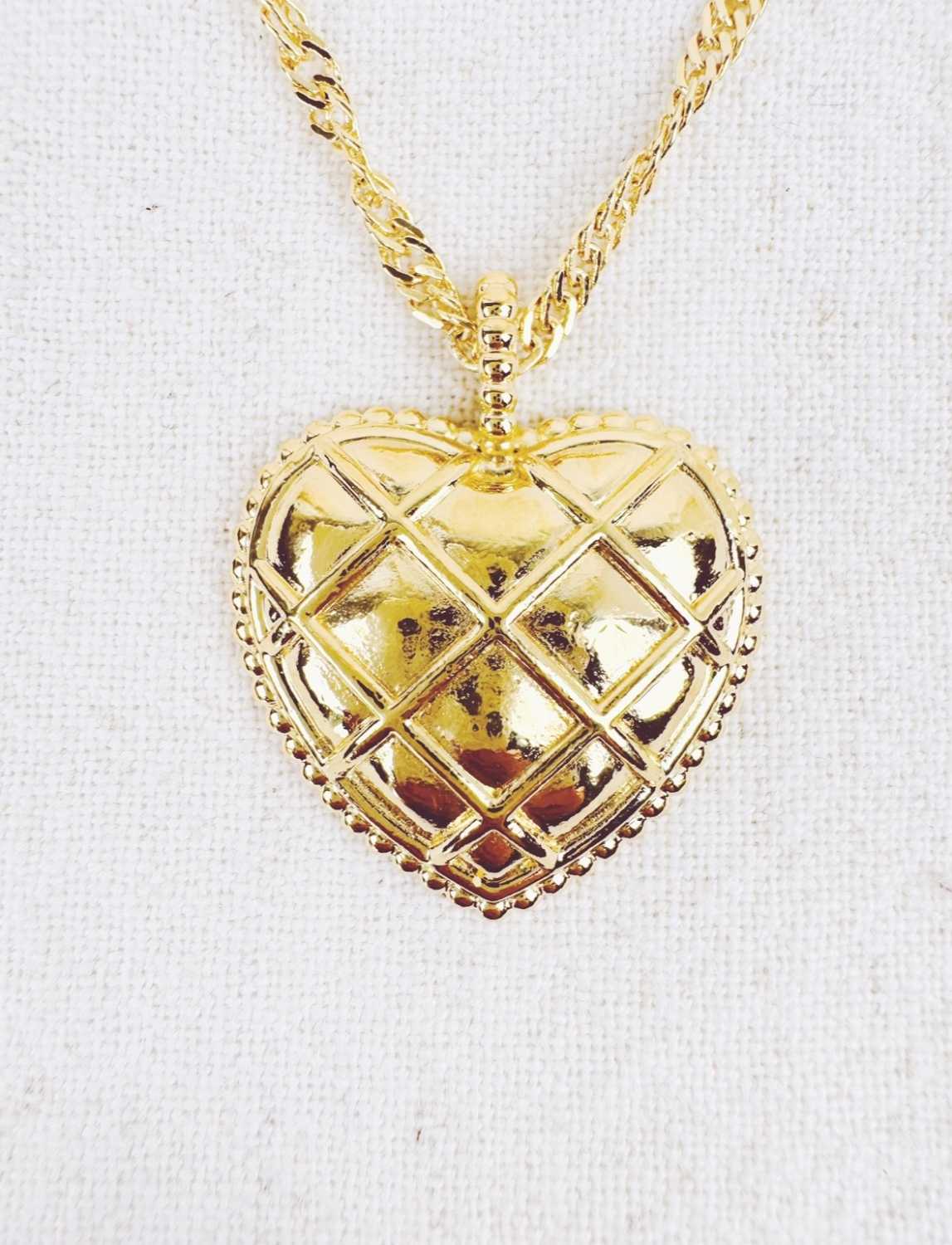 collier-coeur-matelassé-pendentif-mademoiselleoups1 collier cœur matelassé - design Mademoiselle Oups