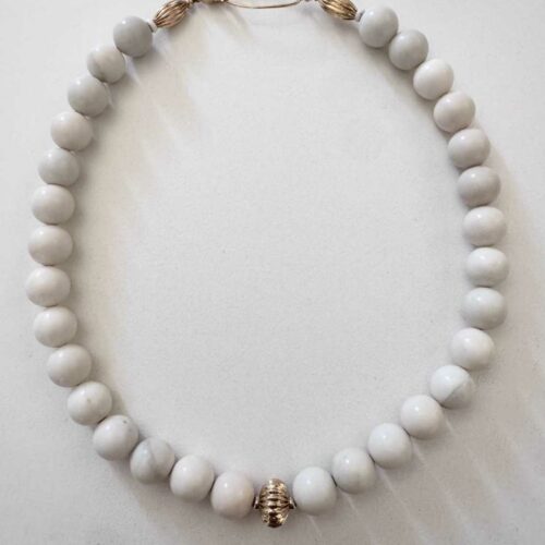 Collier de grosses perles en jade ivoire de la capsule Bianca - Fabrication française par Mademoiselle Oups