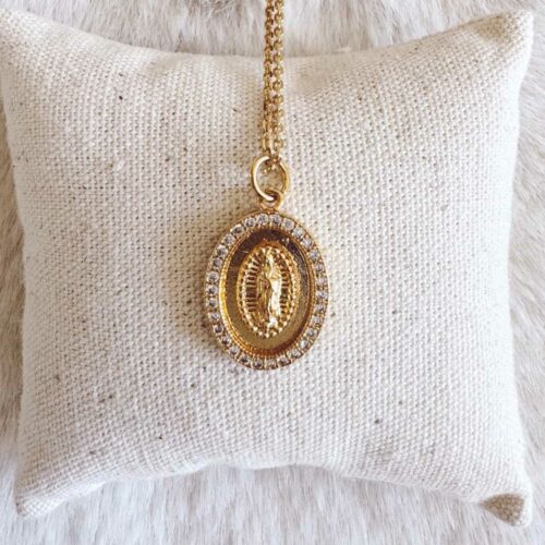 collier medaille icone sacree doree zircon pendentif talisman fin mademoiselle oups