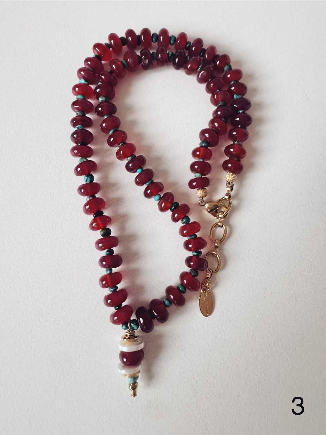 TERRA-03-collier-pierres-naturelles-grenat-bordeaux-mademoiselle-oups Collier TERRA n°3 - collier unique en pierres naturelles en grenat rouge fabriqué à la main dans l'atelier MADEMOISELLE OUPS à Nîmes
