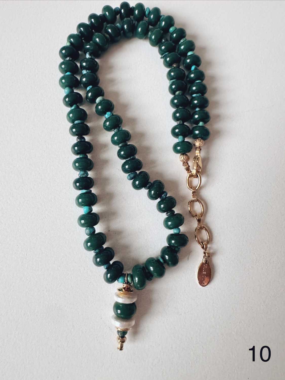 TERRA-10-collier-pierres-naturelles-aventurine-verte-foncee-mademoiselle-oups Collier TERRA n°10 - collier unique en pierres naturelles en jaspe verte foncée fabriqué à la main dans l'atelier MADEMOISELLE OUPS à Nîmes