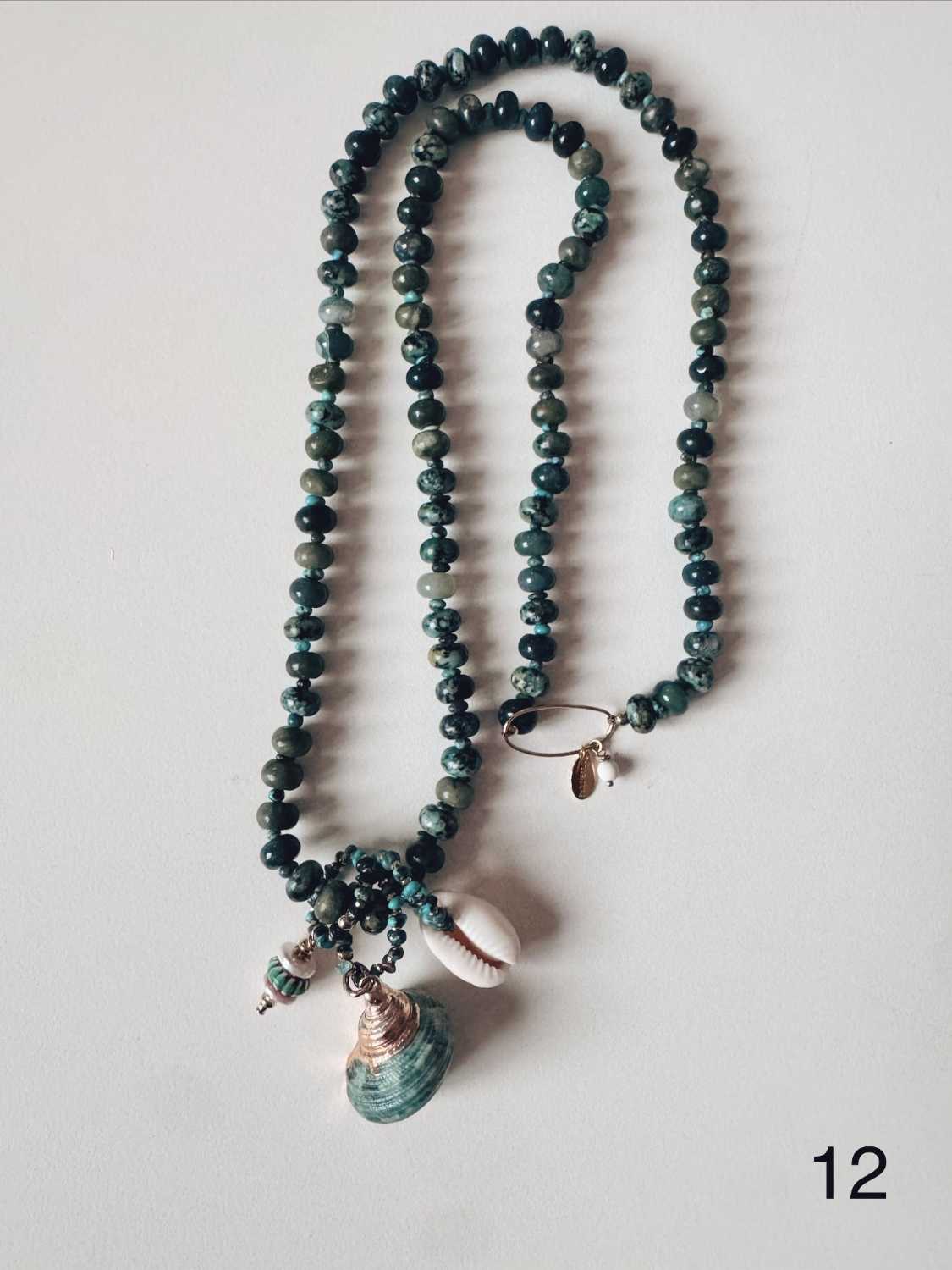TERRA-12-sautoir-pierres-naturelles-aventurine-turquoise-nevada-mademoiselle-oups Sautoir TERRA n°12 - pièce unique en pierres naturelles en aventurine et turquoise du nevada fabriqué à la main dans l'atelier MADEMOISELLE OUPS à Nîmes