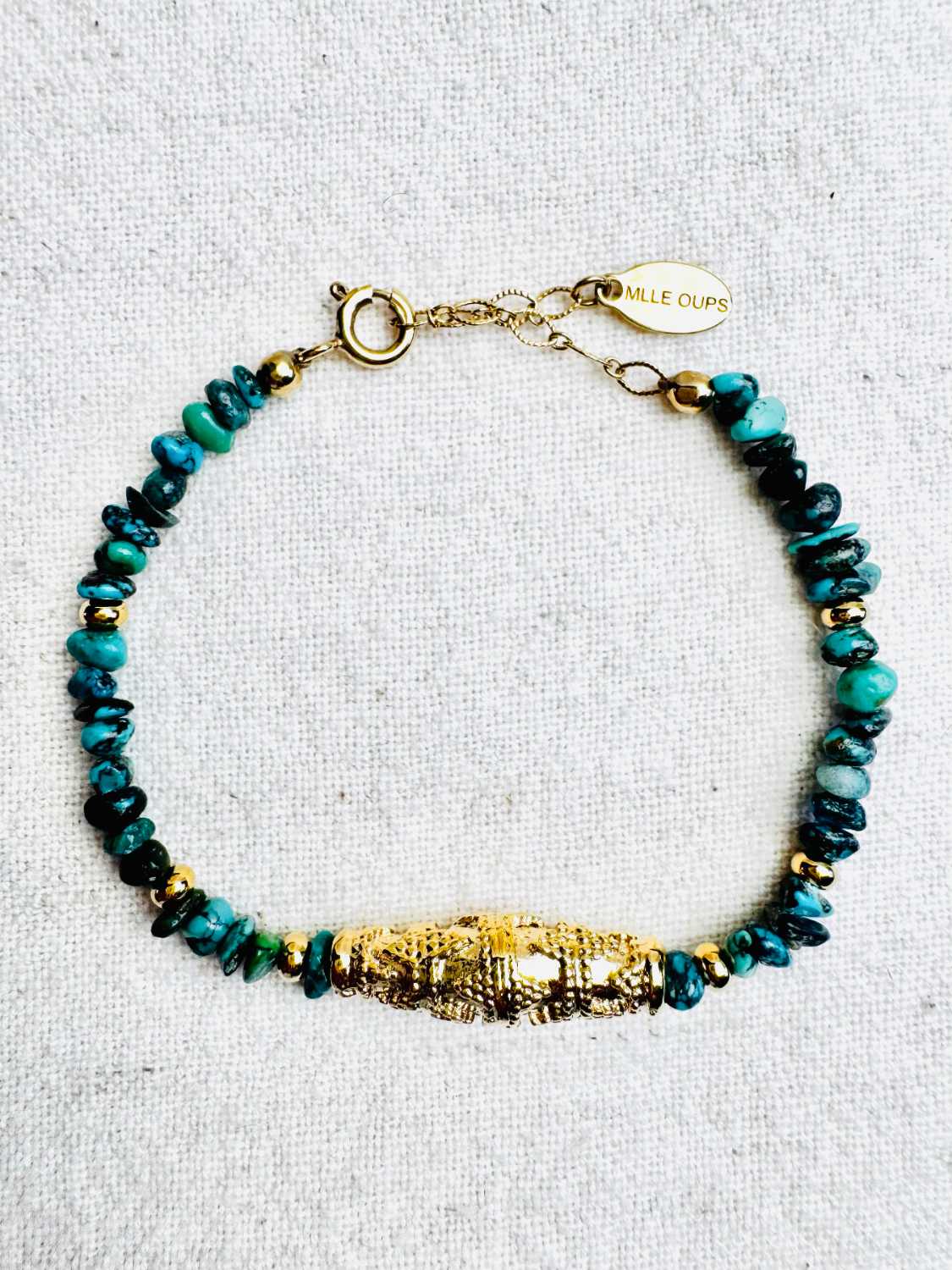 INDIAN-SUMMER-bracelet-apache-turquoise-perle-talisman-mademoiselle-oups Bracelet APACHE en turquoise du Nevada et perle talisman dorée travaillée – collection Indian Summer Mademoiselle Oups